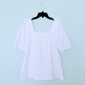 The Pioneer Woman White Short Puff Sleeve Top